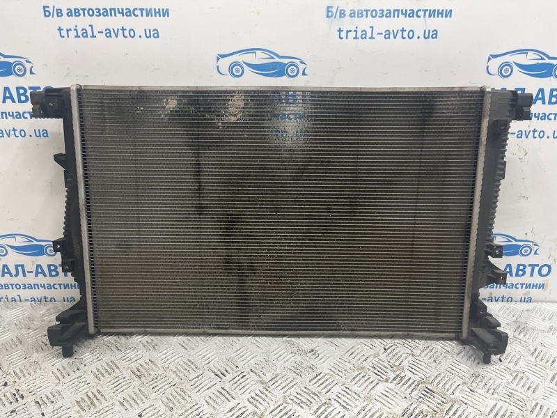 Радиатор основной Jeep Cherokee 2013-2019 KL 2.4 бензин ED6 68197299AB Б/У