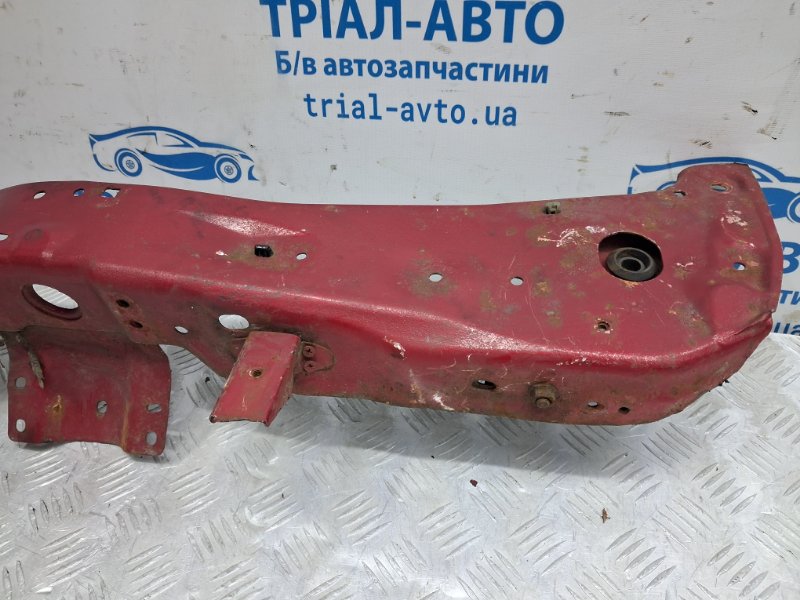 Панель передняя верхняя планка Mitsubishi Lancer 10 2.0 бензин 4B11
