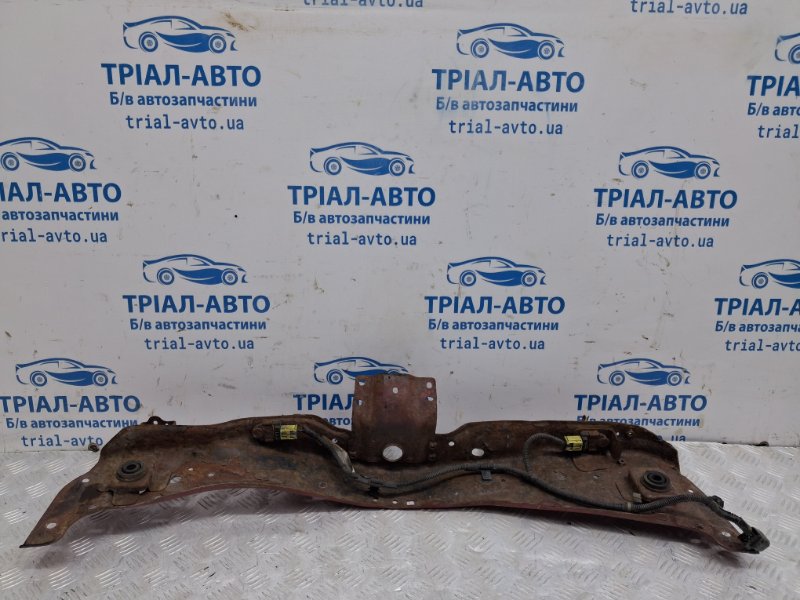 Панель передняя верхняя планка Lancer 2007-2017 10 2.0 бензин 4B11