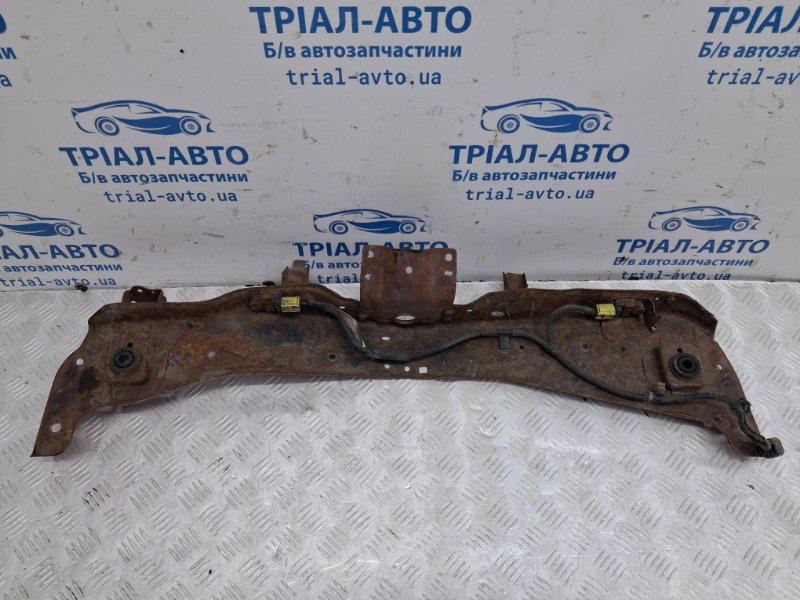 Панель передняя верхняя планка Lancer 2007-2017 10 2.0 бензин 4B11