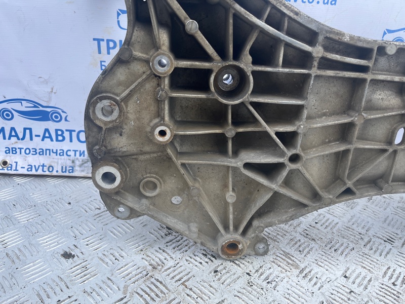 Балка передней подвески Jeep Cherokee KL 3.2 бензин EHK