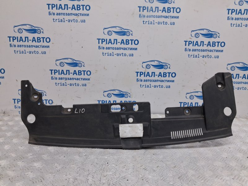 Накладка передней панели Mitsubishi Lancer 2007-2017 10 2.0 бензин 4B11 6400A831 Б/У