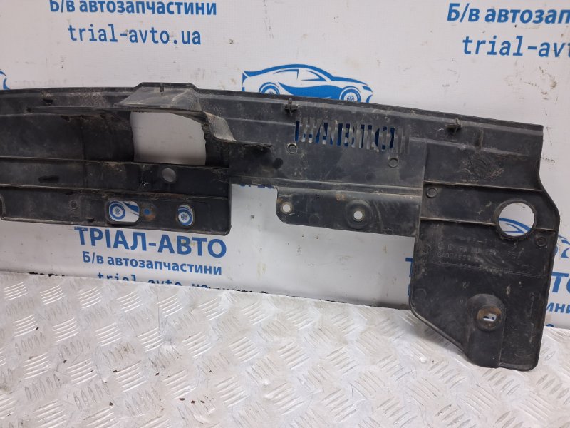 Накладка передней панели Lancer 2007-2017 10 2.0 бензин 4B11