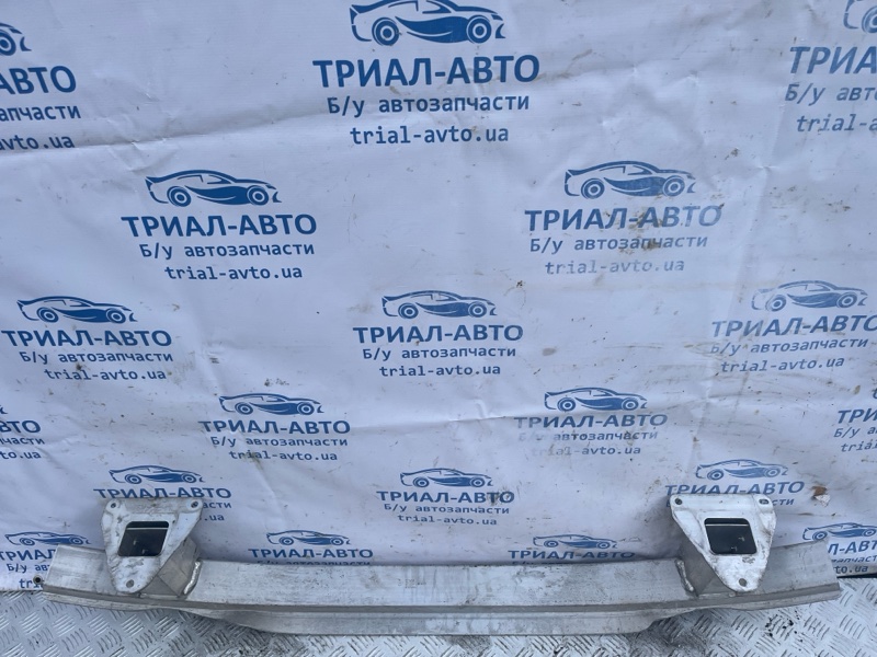 Усилитель бампера задний Cherokee 2013-2019 KL 2.4 бензин ED6