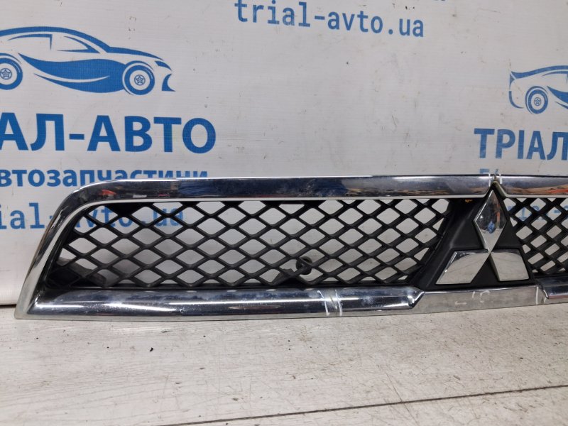 Решетка радиатора Mitsubishi Lancer 10 2.0 бензин 4B11