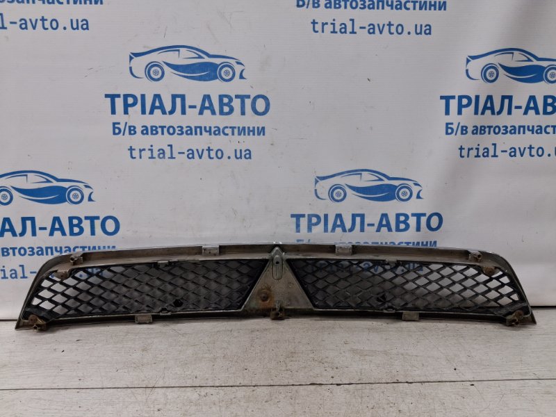 Решетка радиатора Lancer 2007-2017 10 2.0 бензин 4B11
