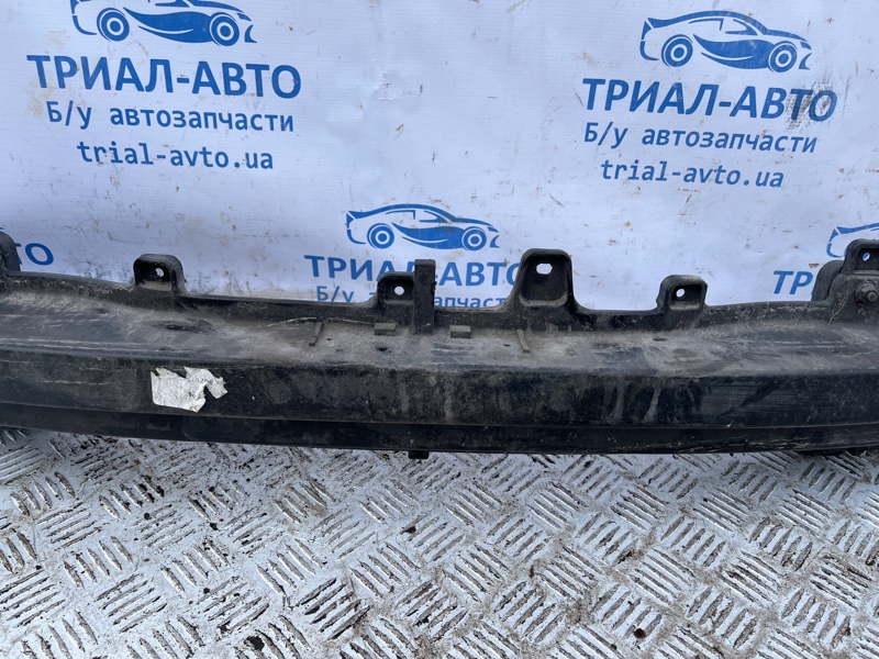 Усилитель бампера