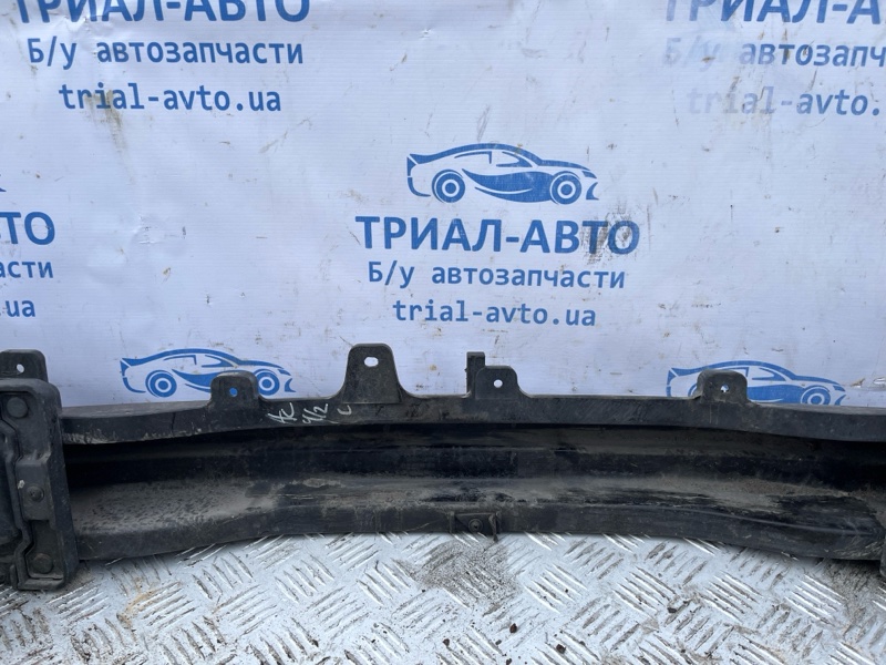 Усилитель бампера