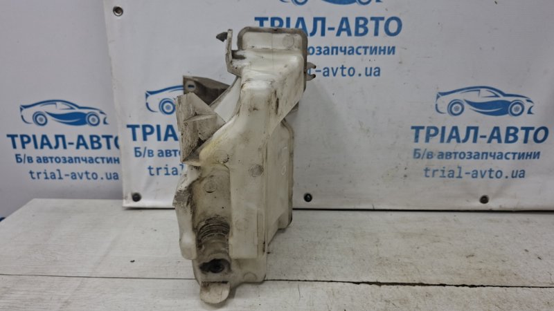 Бачок омывателя Lancer 2007-2017 10 2.0 бензин 4B11