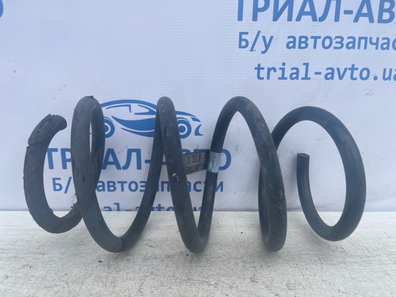 Пружина передняя правая Jeep Cherokee 2013-2019 KL 2.4 бензин ED6 5168677AB Б/У