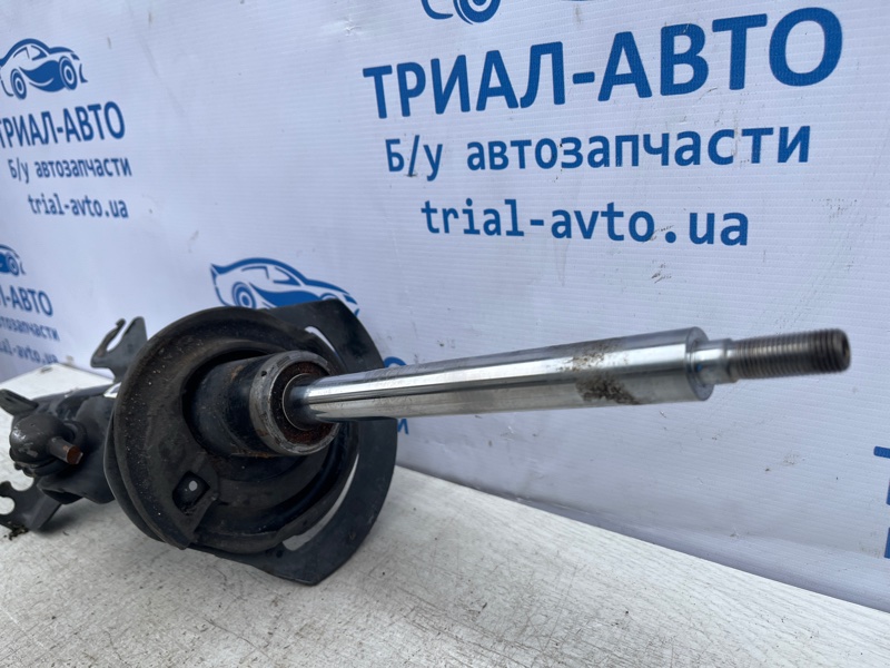 Амортизатор передний правый Cherokee 2013-2019 KL 2.4 бензин ED6