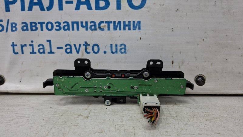 Кнопка аварийки Lancer 2007-2017 10 2.0 бензин 4B11