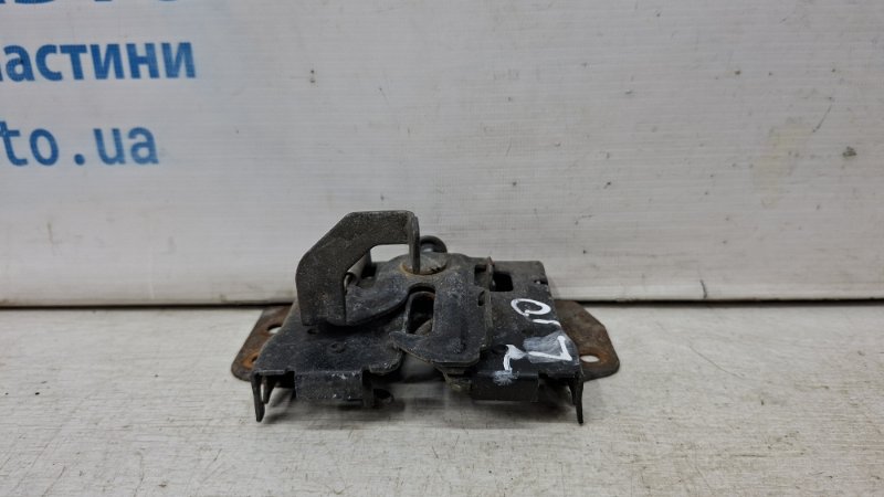Замок капота Mitsubishi Lancer 10 2.0 бензин 4B11