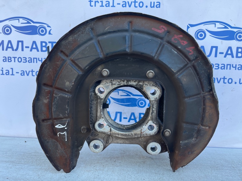 Цапфа задняя правая Cherokee 2013-2019 KL 2.4 бензин ED6