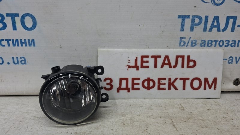 Фара противотуманная правая Mitsubishi Outlander 2007-2012 XL 2.2 diesel 4HK 8321A353 Б/У