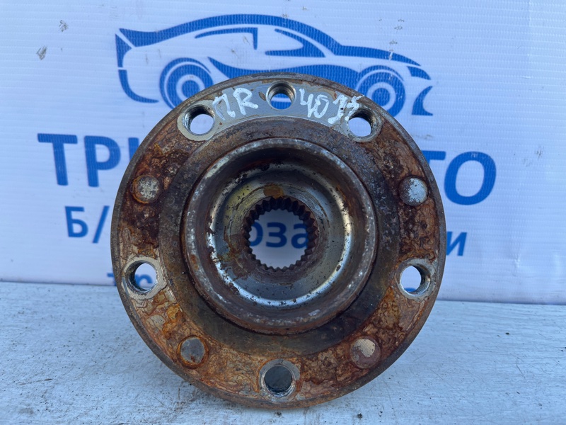 Ступица передняя Jeep Cherokee 2013-2019 KL 2.4 бензин ED6 68141123AC Б/У