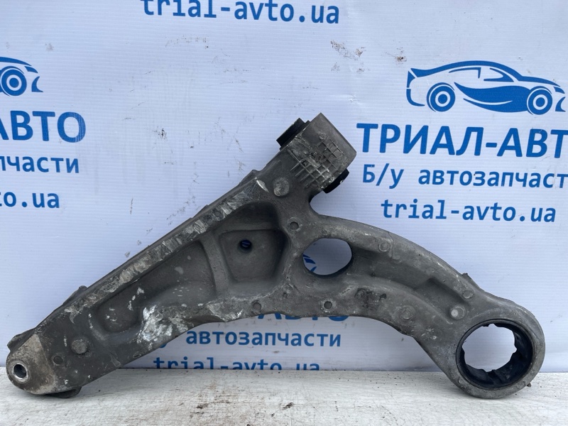 Рычаг передний нижний правый Jeep Cherokee 2013-2019 KL 2.4 бензин ED6 68210238AF Б/У