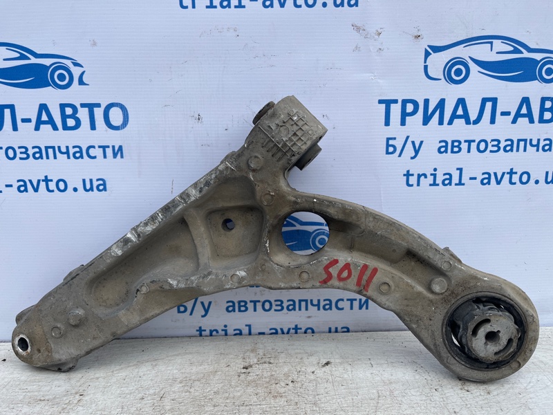 Рычаг передний нижний правый Jeep Cherokee 2013-2019 KL 3.2 бензин EHK 68210238AF Б/У