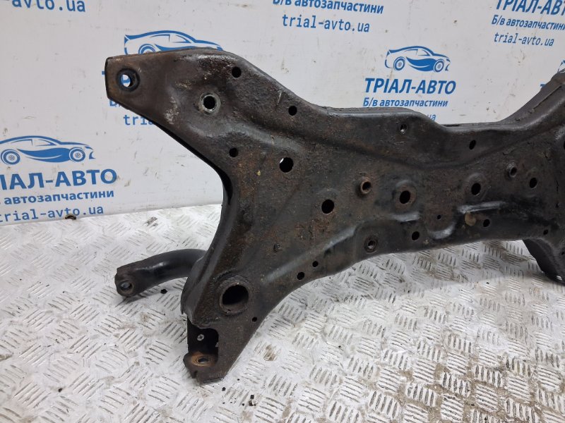 Балка передней подвески Outlander 2007-2012 XL 2.2 diesel 4HK