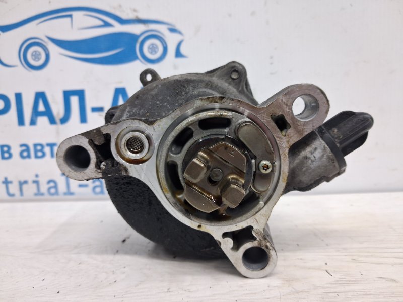 Насос вакуумный Jeep Cherokee 2013-2019 KL 2.4 бензин ED6 05047967AA Б/У