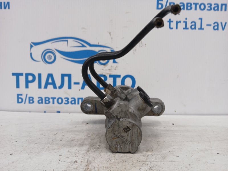 Тормозной цилиндр главный Jeep Cherokee 2013-2019 KL 3.2 бензин EHK 68211881AD Б/У