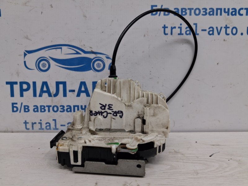 Замок двери задний правый Jeep Cherokee 2013-2019 KL 2.4 бензин ED6 4589922AE Б/У