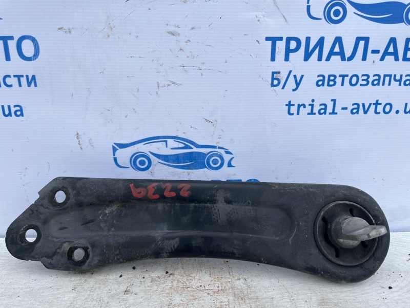 Рычаг задней подвески продольный левый Jeep Cherokee 2013-2019 KL 2.4 бензин ED6 5090045AF Б/У