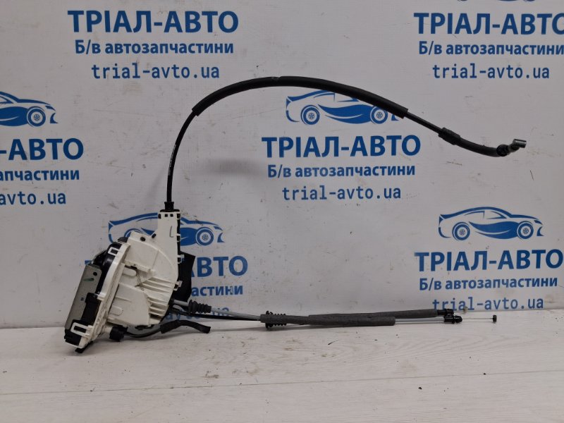 Замок двери задний левый Jeep Cherokee 2013-2019 KL 3.2 бензин EHK 4589915AE Б/У