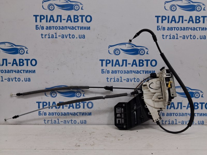 Замок двери передний левый Jeep Cherokee 2013-2019 KL 2.4 бензин ED6 4589913AE Б/У