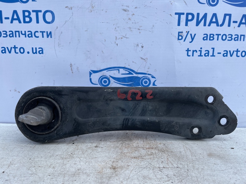 Рычаг задней подвески продольный правый Jeep Cherokee 2013-2019 KL 2.4 бензин ED6 5090044AF Б/У