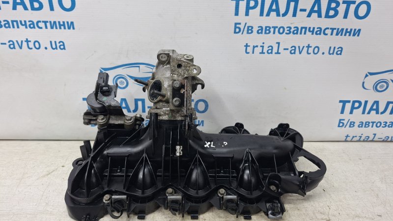 Коллектор впускной пластик Mitsubishi Outlander 2007-2012 XL 2.2 diesel 4HK MN982336 Б/У