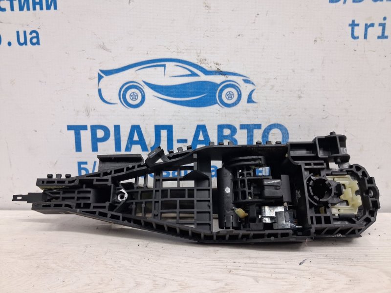 Ручка двери внешняя задняя левая Jeep Cherokee KL 2.4 бензин ED6