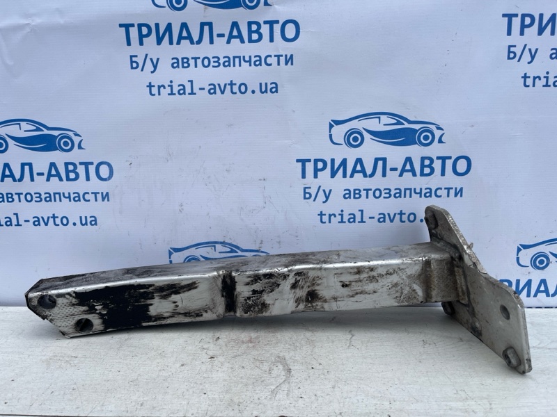 Кронштейн усилителя переднего бампера правый Jeep Cherokee 2013-2019 KL 2.4 бензин ED6 68143954AA Б/У