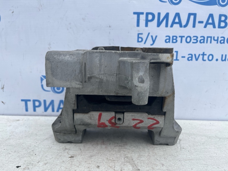 Подушка ДВС Jeep Cherokee 2013-2019 KL 2.4 бензин ED6 68192831AD Б/У