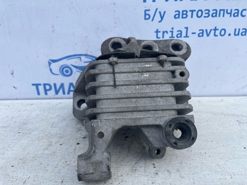 Подушка ДВС Jeep Cherokee KL 2.4 бензин ED6