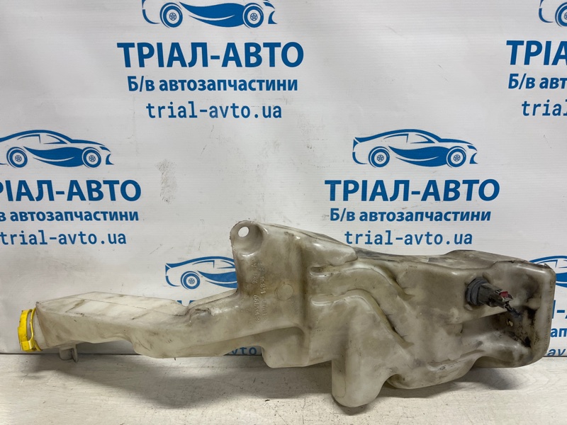 Бачок омывателя Jeep Cherokee 2013-2019 KL 3.2 бензин EHK 68225067AA Б/У