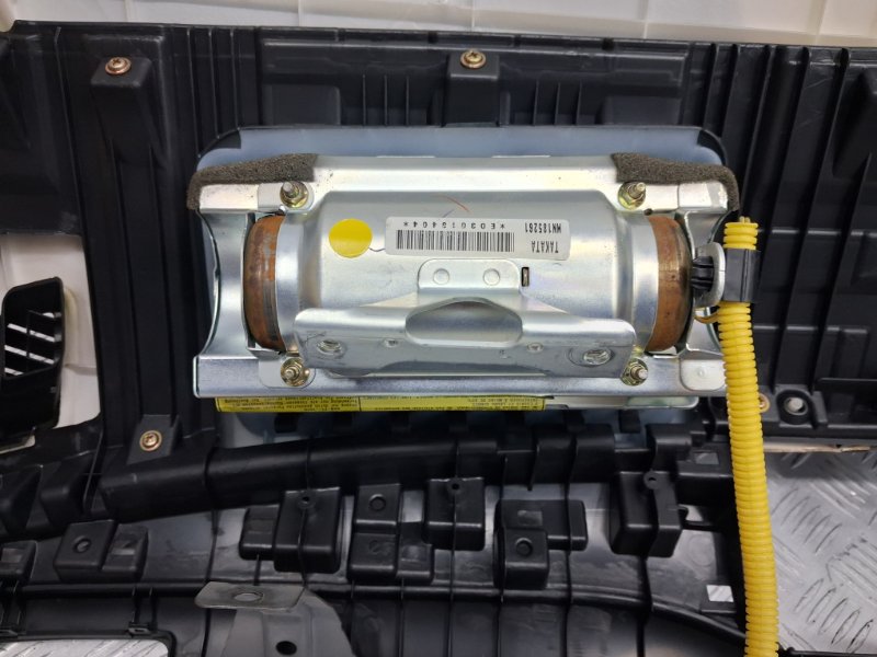 Торпеда с подушкой бесопасности Lancer 2003-2009 9 1.6 Бензин 4G18