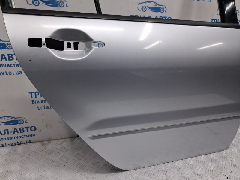 Дверь задняя правая Mitsubishi Lancer 9 1.6 Бензин 4G18