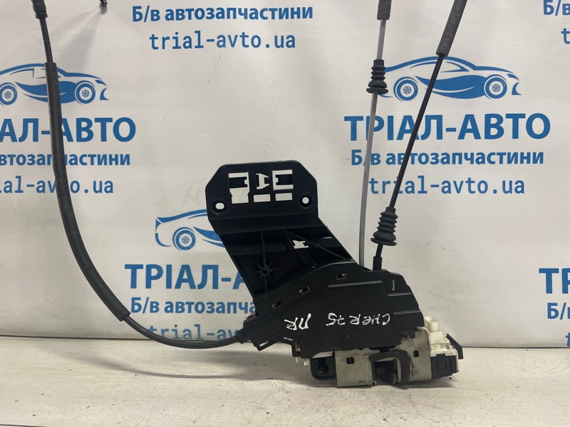 Замок двери передний правый Jeep Cherokee 2013-2019 KL 2.4 бензин ED6 4589916AD Б/У