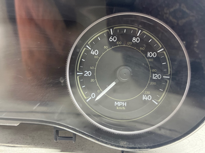 Приборная панель Jeep Cherokee KL 2.4 бензин ED6