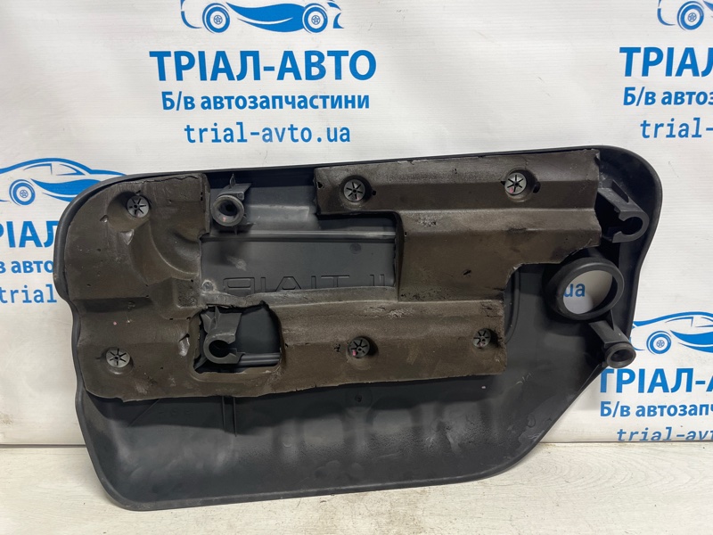 Декоративная крышка ДВС Cherokee 2013-2019 KL 2.4 бензин ED6