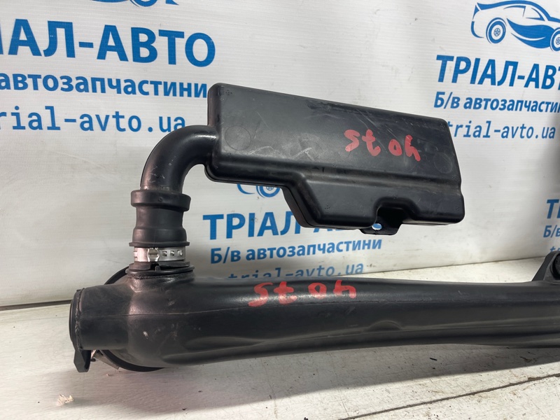 Патрубок воздушного фильтра Jeep Cherokee KL 2.4 бензин ED6