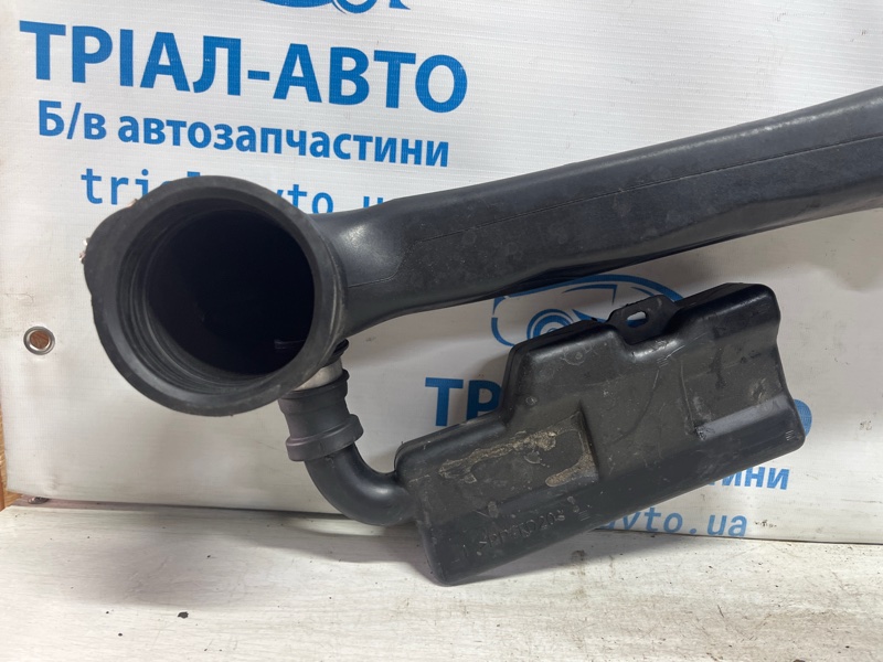 Патрубок воздушного фильтра Cherokee 2013-2019 KL 2.4 бензин ED6