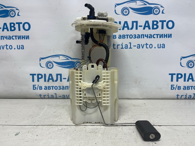 Модуль топливного насоса Jeep Cherokee 2013-2019 KL 2.4 бензин ED6 68166589AC Б/У