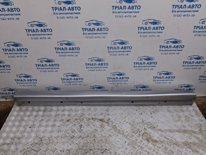 Накладка порога внешняя правая Mitsubishi Lancer 2003-2009 9 1.6 Бензин 4G18 MN161016HA Б/У