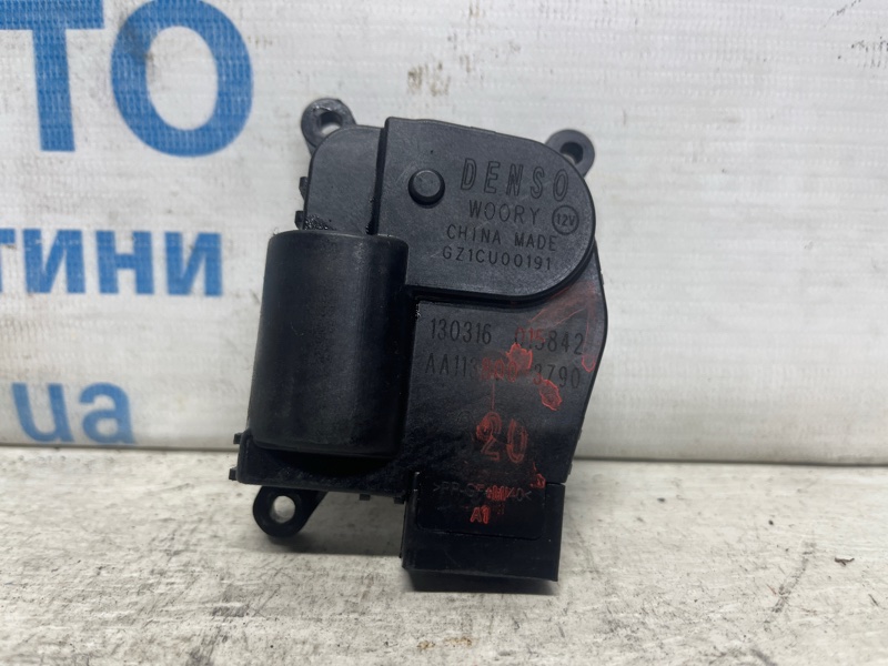 Сервопривод Jeep Cherokee 2013-2019 KL 2.4 бензин ED6 68223058AA Б/У