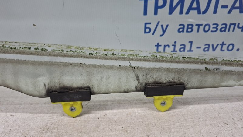 Стекло двери переднее правое Mitsubishi Lancer 9 1.6 Бензин 4G18