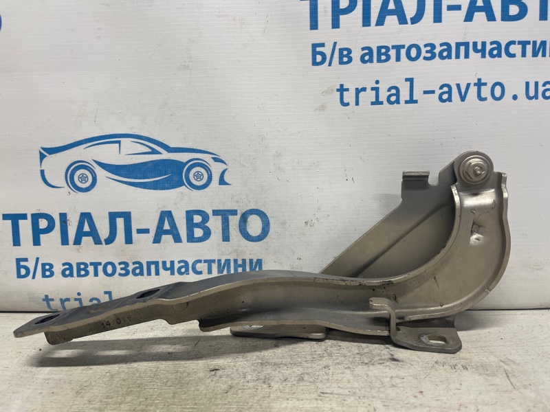 Петля капота правая Cherokee 2013-2019 KL 2.4 бензин ED6