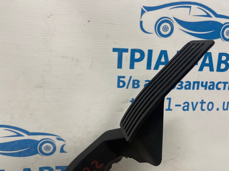 Педаль газа Jeep Cherokee KL 2.4 бензин ED6