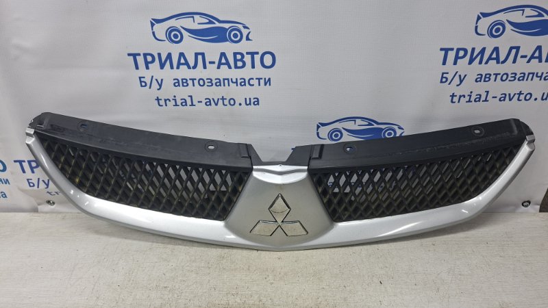 Решетка радиатора Рестайлинг Mitsubishi Lancer 2003-2009 9 1.6 Бензин 4G18 7450A214BA Б/У